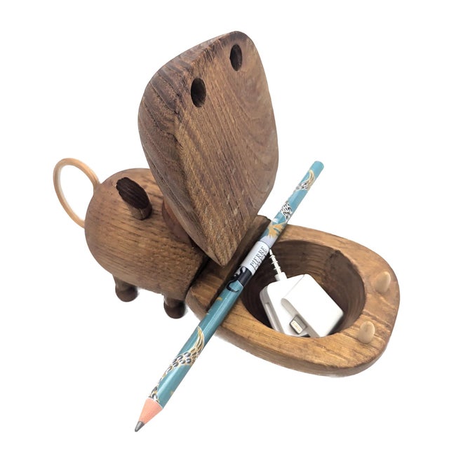 Chestnut 1950s Wood Hippopotamus Pen Rest and Trinket Box For Sale - Image 8 of 11