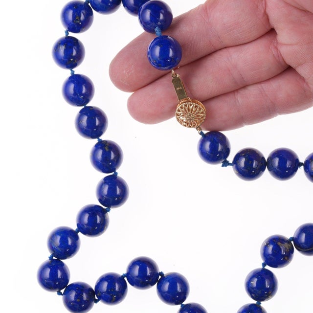19" Vintage 14k clasp 14-15mm lapis lazuli beaded necklace For Sale In Austin - Image 6 of 6
