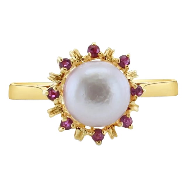 8MM Pearl Ring with Ruby Halo 14k Yellow Gold, Size 6.5 For Sale