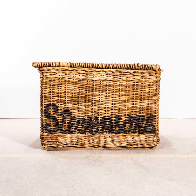 English Wicker Basket, 1920s For Sale - Image 3 of 9