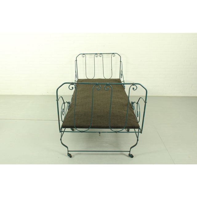 Foldable Metal Daybed, 1950s For Sale - Image 4 of 17