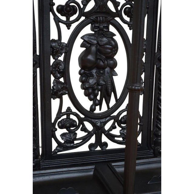 English Victorian Cast Iron Umbrella Stand, 1880s For Sale - Image 4 of 8