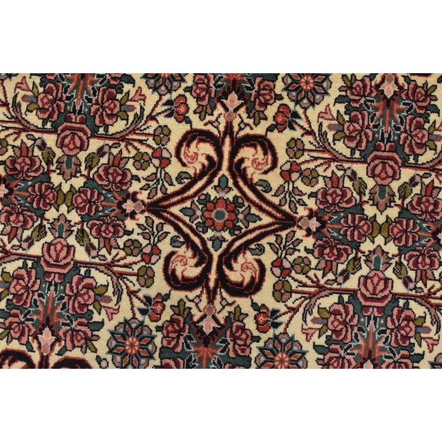 Ivory Bidjar Rug 6’11” X 10’1” Ivory Wool Vintage Traditional Hand-Knotted Carpet For Sale - Image 8 of 15