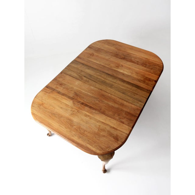 Antique Queen Anne Revival Extension Dining Table For Sale - Image 9 of 18