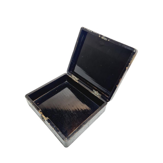 Brown Japanese Lacquerware Box, 1920s For Sale - Image 8 of 18