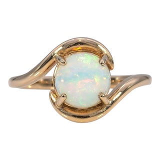Ethiopian Opal Cabochon Ring: Solid 14k Gold, Round 7.5mm - October Birthstone, Size 6.75 For Sale