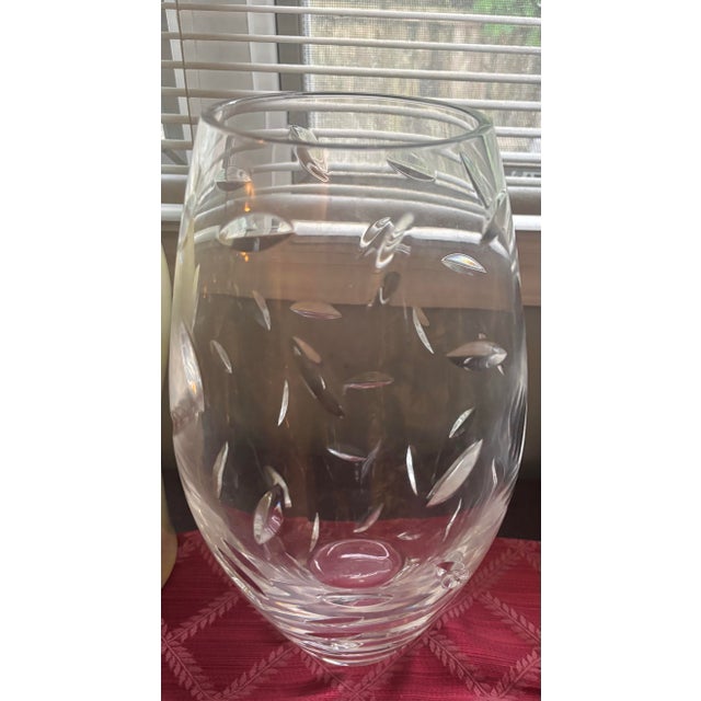 Traditional Large Signed Tiffany & Co. Hand-Cut Crystal Leaf Pattern Vase – 13.5” Heavy Lead Crystal For Sale - Image 3 of 11