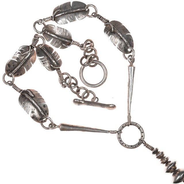 Heavy vintage Native American sterling feather necklace For Sale In Austin - Image 6 of 11