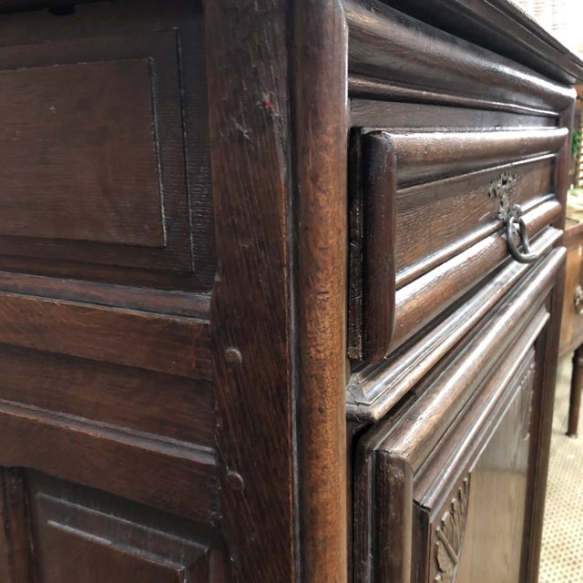 Early 19th Century French Oak Cabinet For Sale - Image 4 of 11