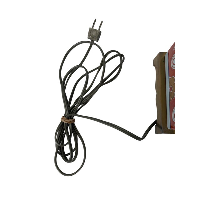 Vintage Imari Porcelain Square Table Lamp. 33”. Red and Blue Floral. Brass Base For Sale In San Francisco - Image 6 of 8