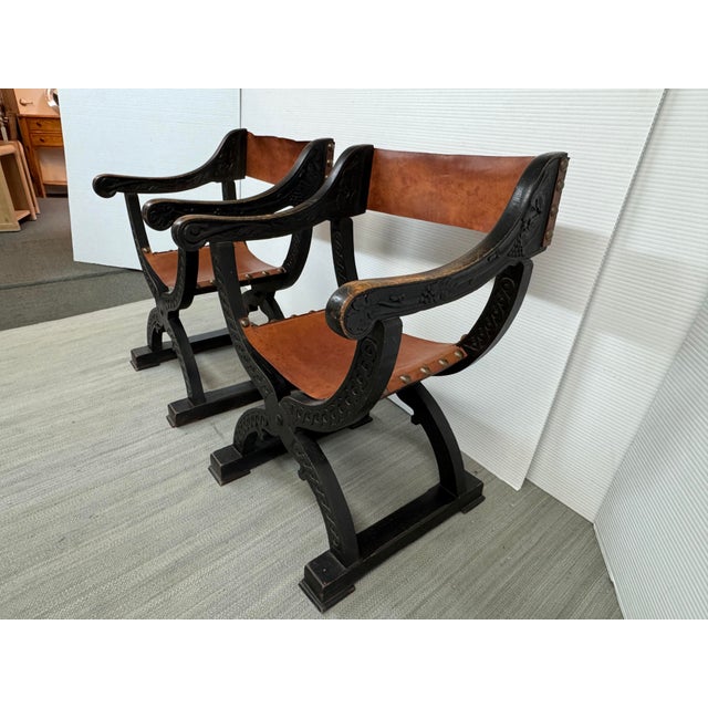 Early 20th Century Renaissance-Style Savonarola Chairs, Pair For Sale - Image 5 of 12