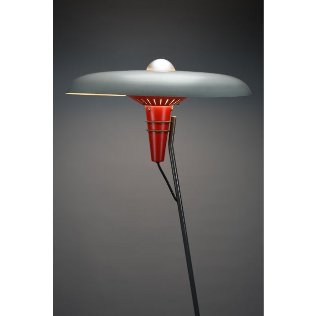 Mid-Century Tripod NX 38 Floor Lamp with Red Cone and Grey Saucer Shade by Louis Kalff for Philips, Netherlands, 1950s For Sale - Image 11 of 14