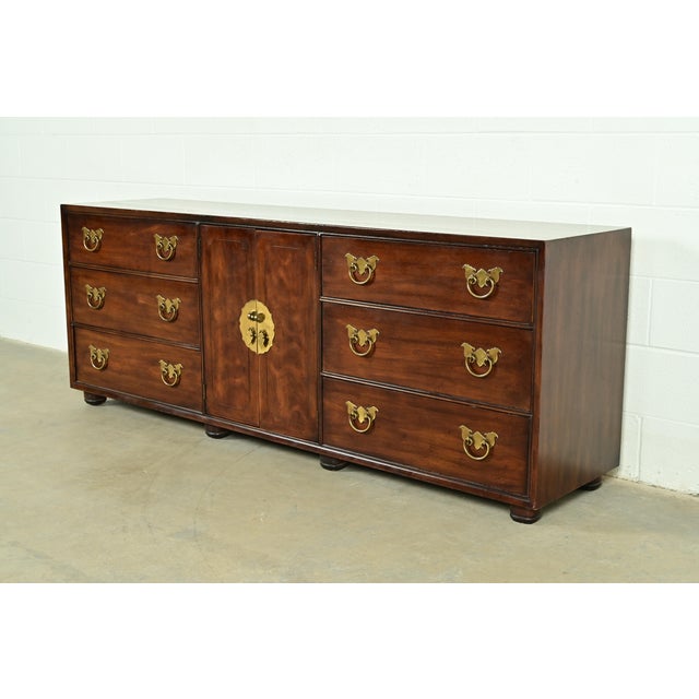 Henredon Mid-Century Hollywood Regency Chinoiserie Mahogany Dresser or Credenza, Circa 1970s For Sale - Image 13 of 13