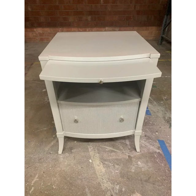 Caracole Caracole Fluted Nightstand in Gray Painted Wood With Integrated Tray & Bottom Drawer For Sale - Image 4 of 10