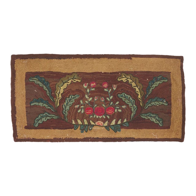 Antique American Hooked Rug, 02'07 X 04'10 For Sale