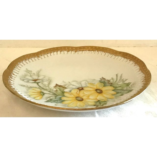 Traditional Vintage Hand Painted Gold Rim Plate For Sale - Image 3 of 6