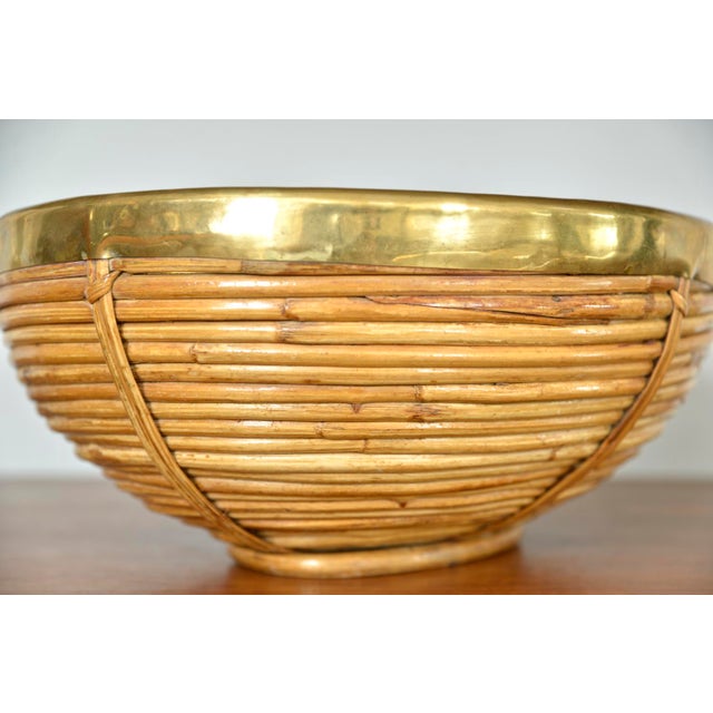 Brown Rattan Cane and Brass Basket Centrepiece attributed to Vivai del Sud, Italy, 1970s For Sale - Image 8 of 13
