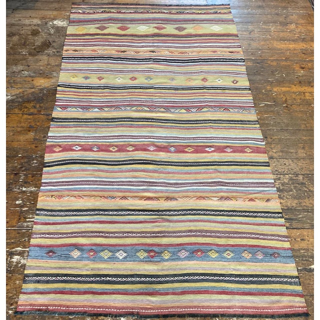 Vintage Anatolian Kilim Rug, 1960s For Sale - Image 4 of 16