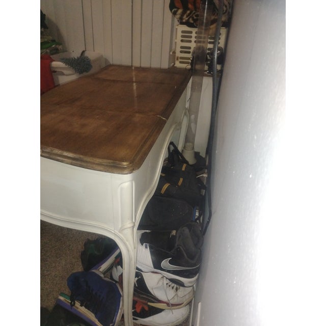 1940s 1940s French Provential Vanity With Mirror For Sale - Image 5 of 6