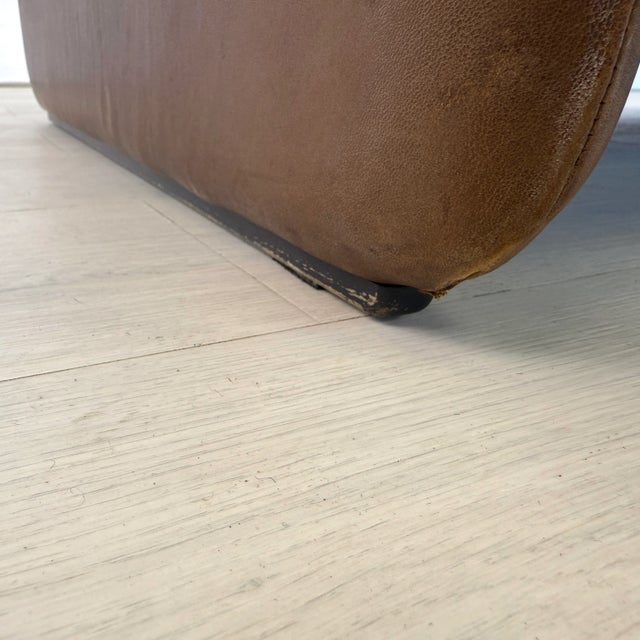 De Sede Ds61 Leather Two-Seat Sofa, 1960s For Sale - Image 17 of 18