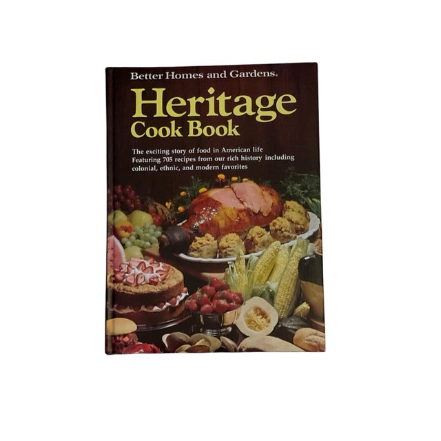 Mid-Century Modern Vintage Collectors Heritage House & Gardens Bon Appetit Cook Books- Set of 4 For Sale - Image 3 of 12