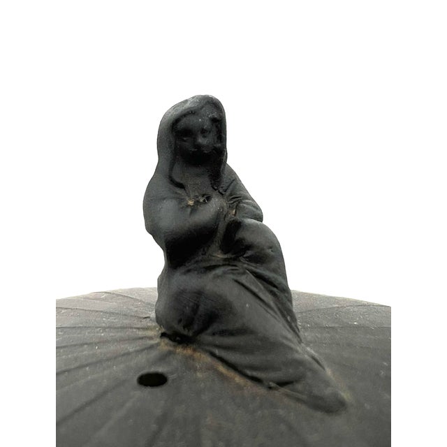 Stunning Antique Wedgwood Black Basalt Teapot, C. 1790-1830 With Widow Finial For Sale - Image 9 of 12