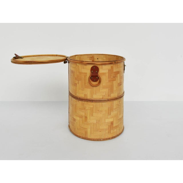 Khaki Italian Closed Rattan Basket with Leather Details, 1973 For Sale - Image 8 of 9