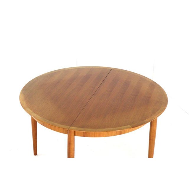 Extendable Round Nuthetal Dining Table from Lübke For Sale - Image 11 of 16