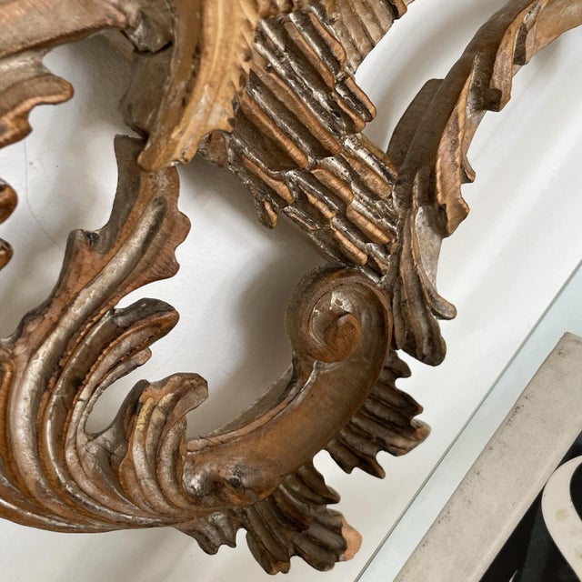 Vintage Italian Hand-Carved Giltwood Mirror by La Barge, Mid-20th Century For Sale In Chicago - Image 6 of 17