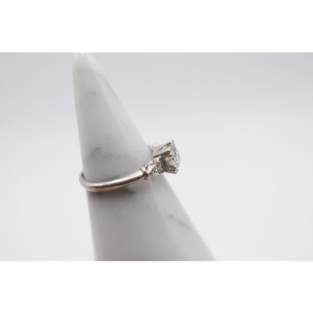 Traditional 1930s Platinum Old Mine-Cut Diamond Ring, Size 5 For Sale - Image 3 of 5