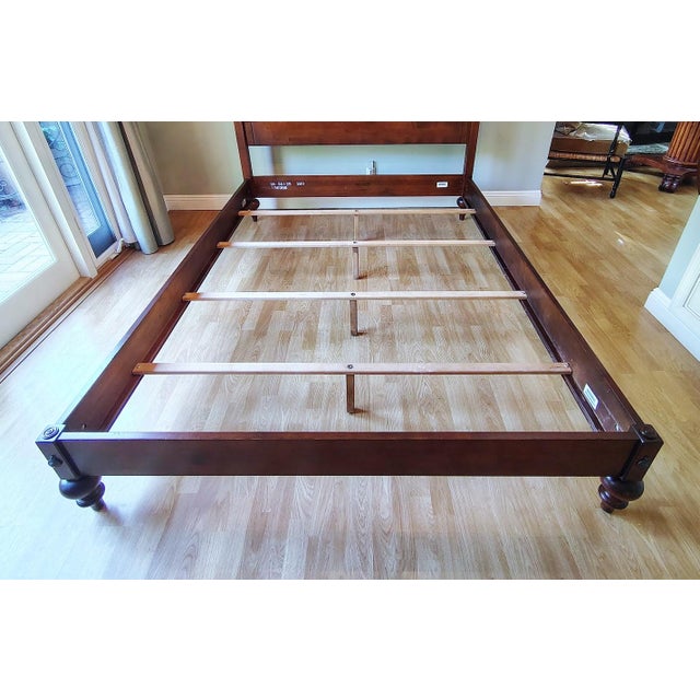 Ethan Allen British Classics Queen Cayman Bed For Sale In Los Angeles - Image 6 of 17
