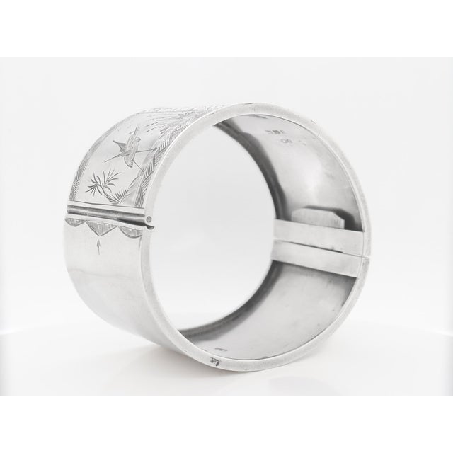 English Victorian Aesthetic Sterling Silver Bangle Bracelet With Scenes of Birds For Sale - Image 10 of 12