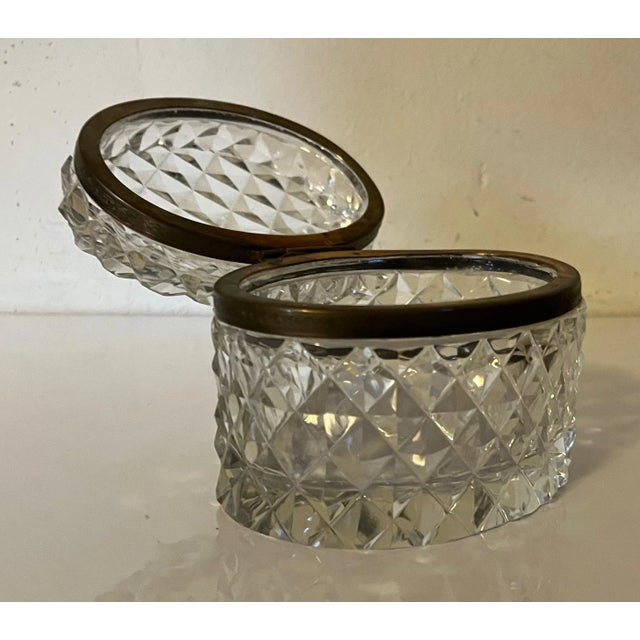 Early 20th Century French Cut Crystal Oval Hinged Glass Box For Sale - Image 10 of 13