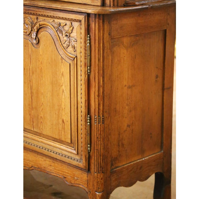 18th C. French Louis XV Pine Buffet-Deux-Corps Vitrine Cabinet From Normandy For Sale - Image 9 of 15