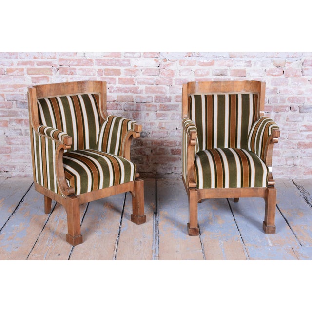 Biedermeier Seating Set in Walnut, 1830s, Set of 3 For Sale - Image 13 of 18