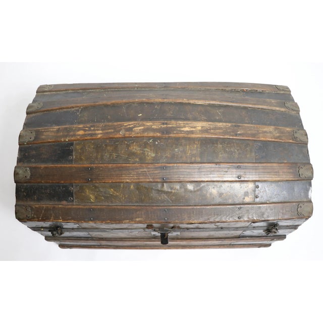 Antique American Dome Top Trunk For Sale In New York - Image 6 of 13