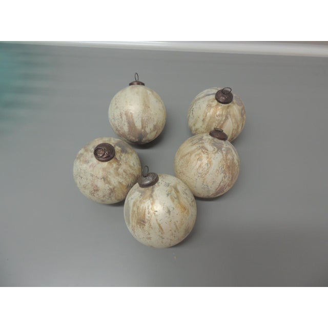 Vintage Emerald Green Glass Footed Bowl With Decorative Glass Spheres