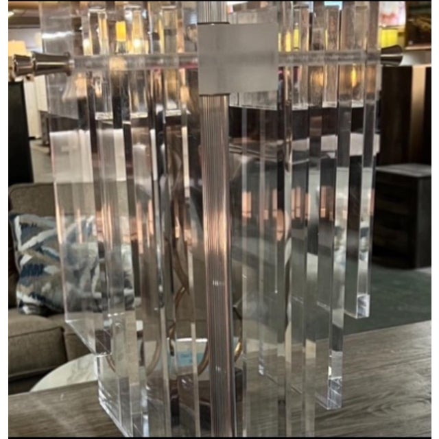 1970s Pair of Lucite Table Lamps For Sale - Image 12 of 12