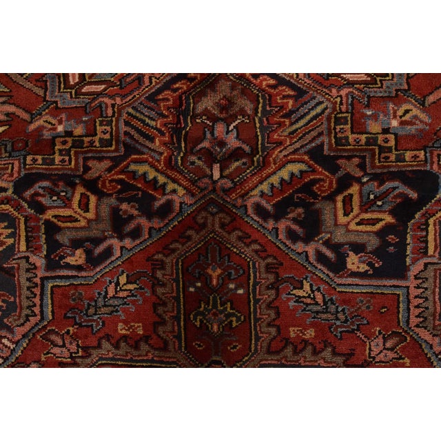 Heriz Rug 9’11” X 12’9” Red Wool Vintage Traditional Hand-Knotted Carpet For Sale - Image 11 of 15