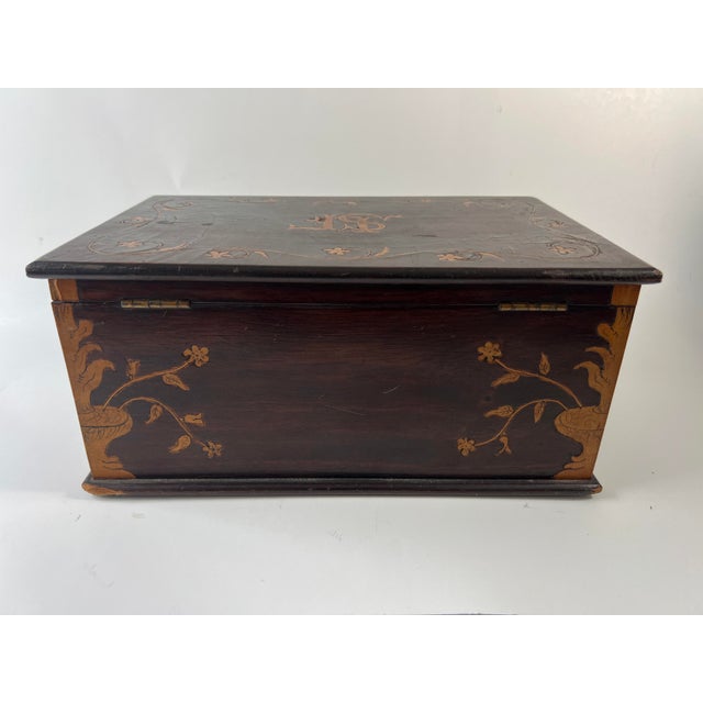 Traditional Antique Inlaid Wooden Box With Garlands and Urns For Sale - Image 3 of 9