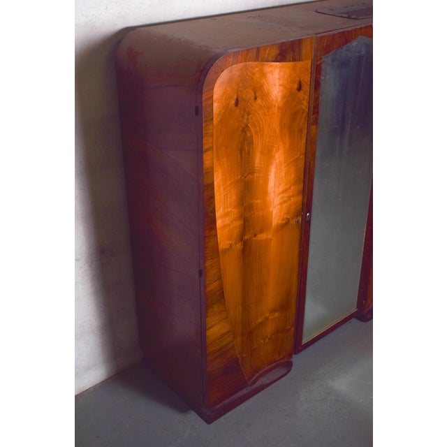 Vintage Art Deco Three-Door Wardrobe in Walnut, 1930 For Sale - Image 4 of 11