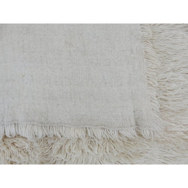 Midcentury Turkish Flokati Natural Undyed Wool Rug For Sale In Nashville - Image 6 of 10