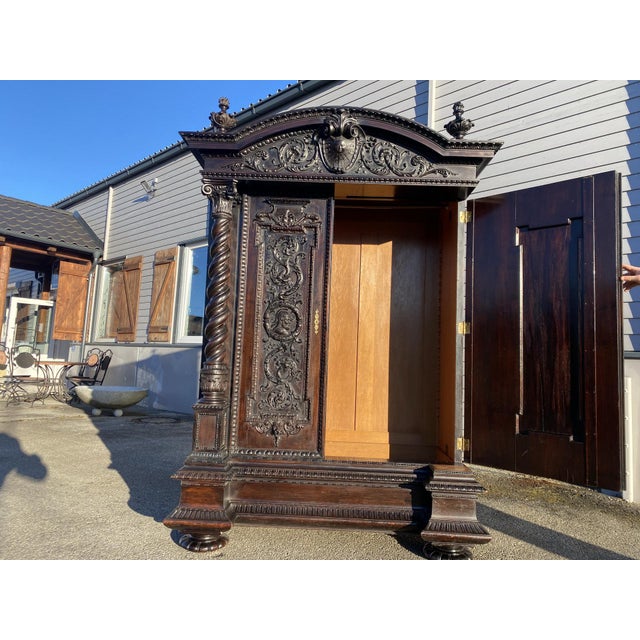Monumental historicism Cabinet indoor cabinet cupboard Dimensions: height x width x deep folder This is a very magnificent...