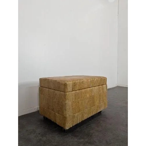 Storage Ottoman in Patchwork Leather from de Sede, in Very Good conditions.