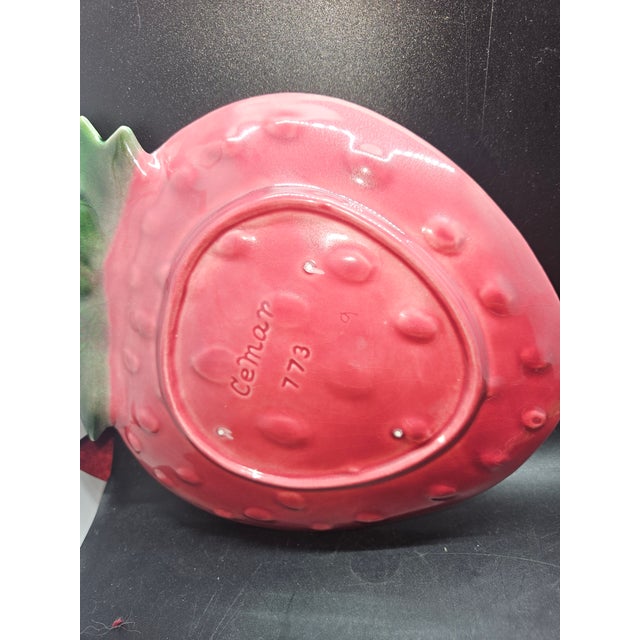 Vintage Cemar Pottery 773 Strawberry Shape Dish Plates 8.75” Set of 2 For Sale - Image 4 of 4
