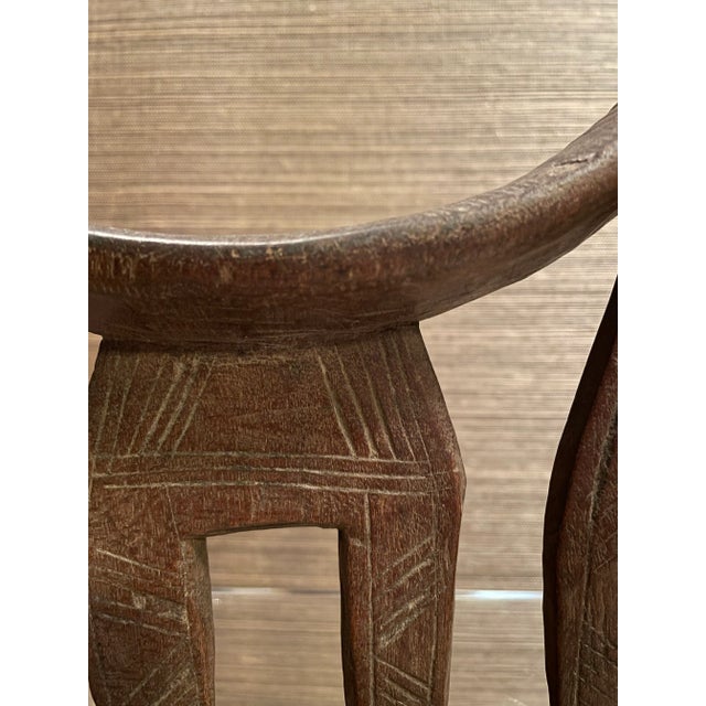 Early 20th Century African Carved Arussi Headrests- a Pair For Sale - Image 5 of 5