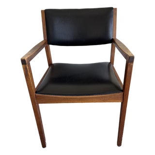 1940s Taylor Chair Co. Mid-Century Modern Walnut Desk Chair. For Sale