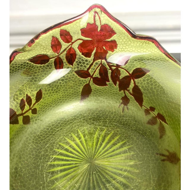 French Art Nouveau Baccarat Crystal Cup, 1880 For Sale - Image 6 of 16