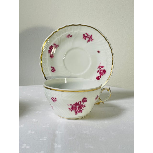 These gorgeous porcelain tea cups and saucers by the renowned Richard Ginori of Italy are based on Herend's famous...