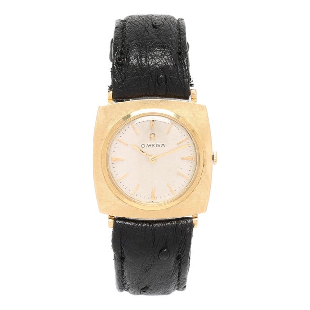 Vintage Omega D6660 27mm 18k Gold Cushion Manual Watch Watch For Sale
